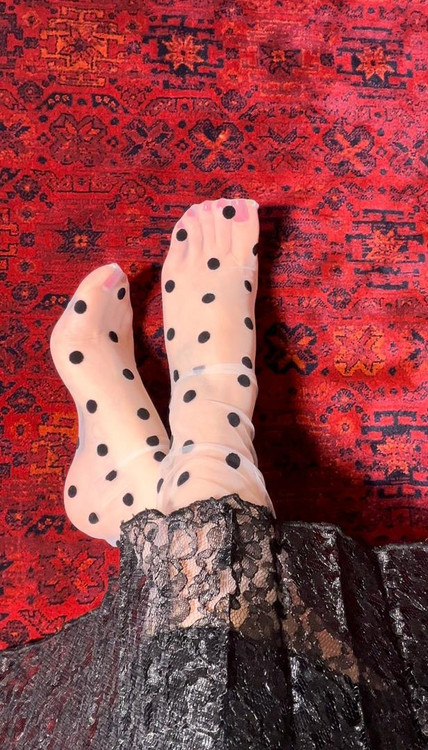 جوراب توری خالدار طرحدار زنانه تور مرغوب